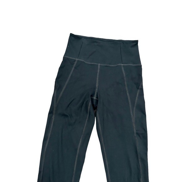 The Girlfriend Collective compressive high waisted leggings in black - Picture 6 of 8